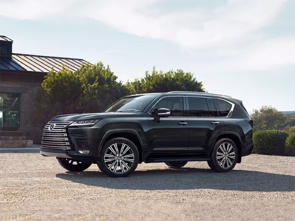 Dịch vụ thay Kính chắn gió xe Lexus LX 600 tận nơi